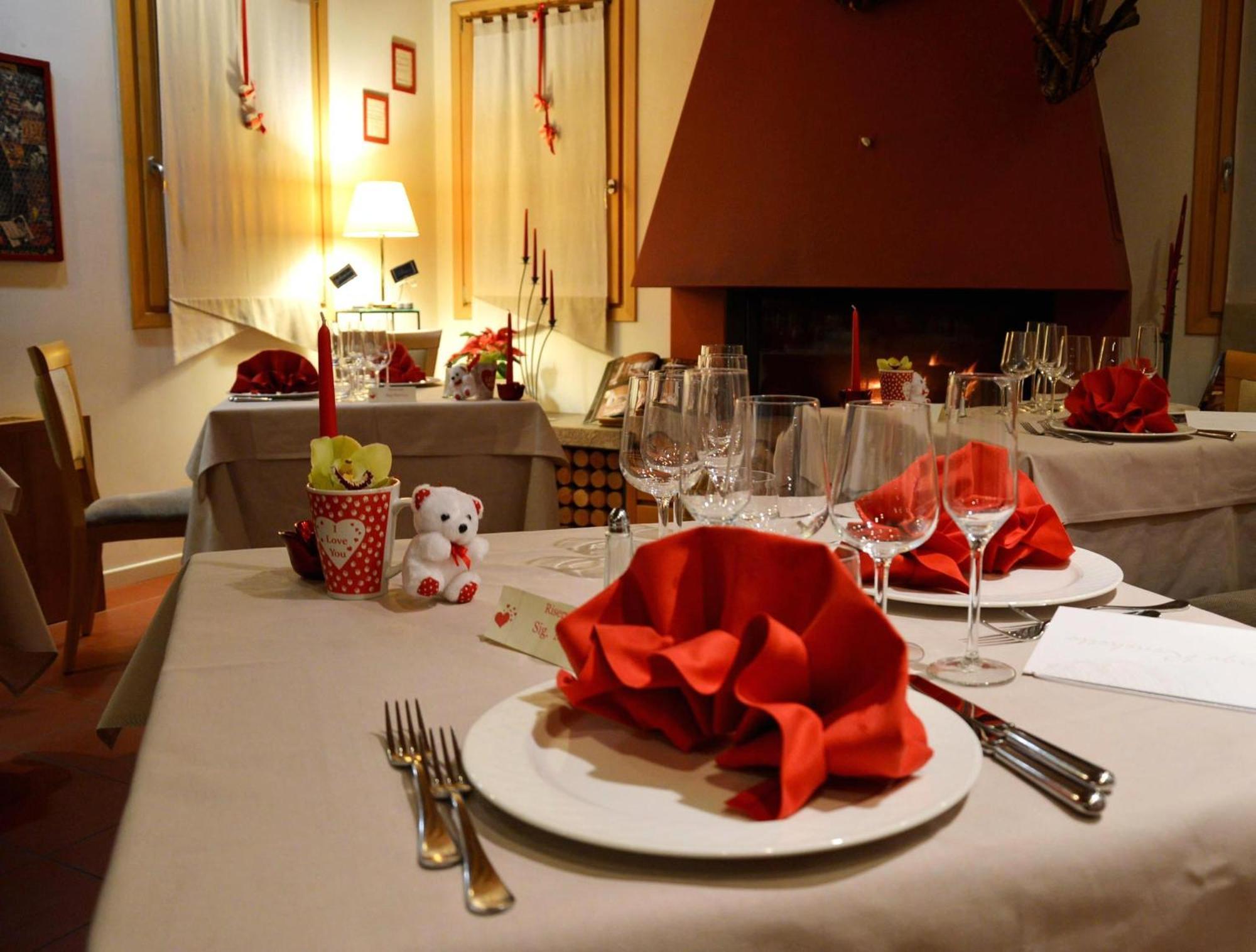 Hotel Borgo Ronchetto Relais&Gourmet Salgareda Esterno foto