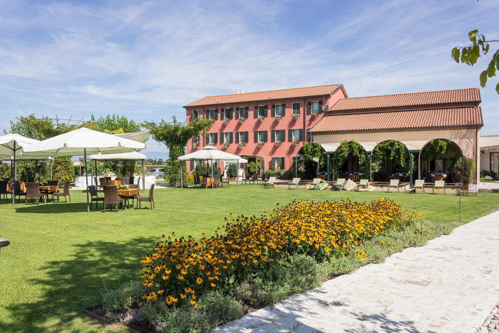 Hotel Borgo Ronchetto Relais&Gourmet Salgareda Esterno foto