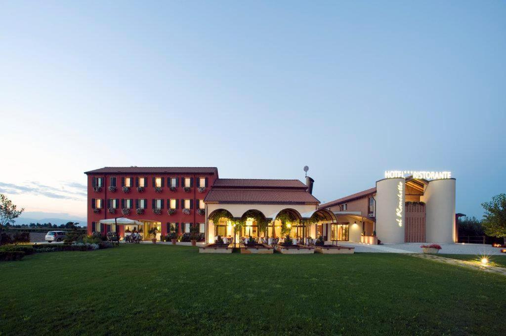 Hotel Borgo Ronchetto Relais&Gourmet Salgareda Esterno foto